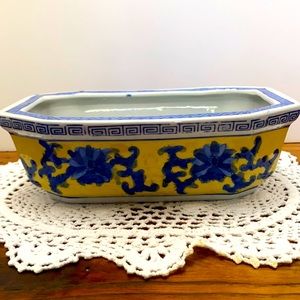 Beautiful Vintage Yellow and Blue Planter